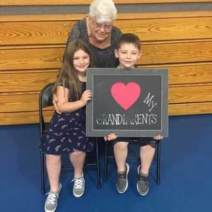 Meet your Posher, Andrea